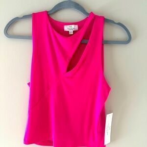 Never worn live in the moment top.